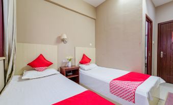 Zhuanghe Huaxing Hotel