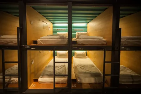 CapsuleTransit Landside - Airport Hotel - Public Area - Gateway KLIA T2, Lvl 1