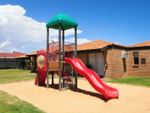 Geraldton's Ocean West Holiday Units & Short Stay Accommodation Hotels in Geraldton