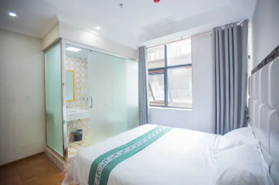 Nanchong Huacheng Hotel Hotels in Nanchongbei Railway Station