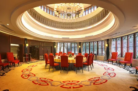 Eden Club House Отели в г. Тунсян