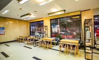 Yuexiangruifeng Hotel