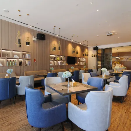 Echarm Hotel (Jinan Railway Station)