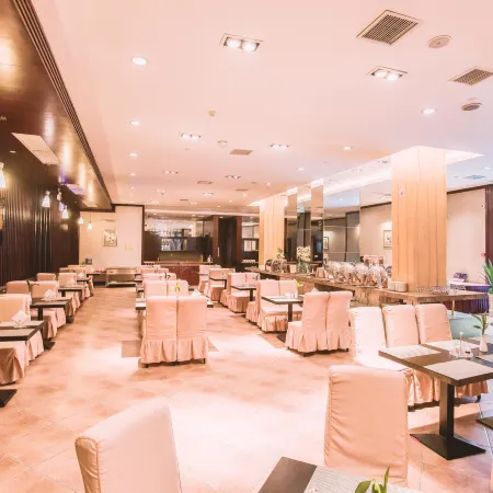 Shenlong New World Hotel