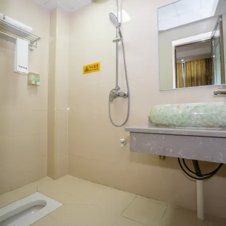 Shengxin Convenient Hotel (Guilin North Railway Station)