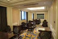 Great Wall Jianguo Hotel - bar