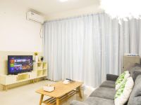 home123民宿(深圳龙华店) - 舒适清新三室一厅套房