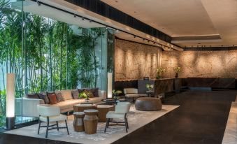 DoubleTree by Hilton Bangkok Ploenchit