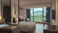 Paco Hotel Hotels near Guangming Mansion Li