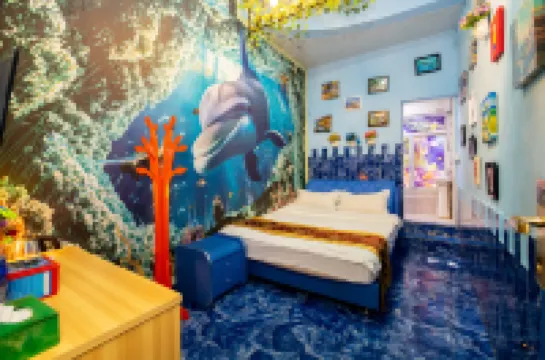 春天裡電競主題房（珠海華髮商都店）