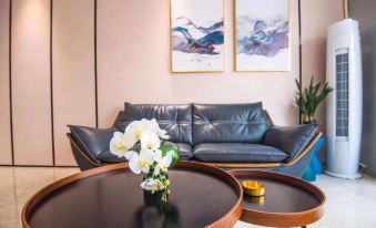 Dragon Star Hotel (Jincheng Central Pedestrian Street Store)