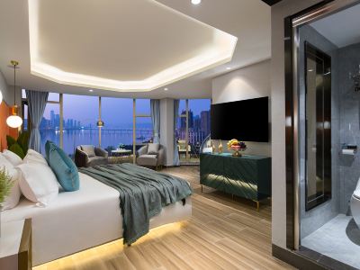 Siman River View Hotel (Wuyi Square Chaozong Street Branch)