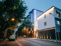 Helen Life Hotel Hotels near Yazhou Lounge Bridge