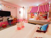 上海迪堡王国酒店 - 韩国熊大和兔兔的爱情小木屋
