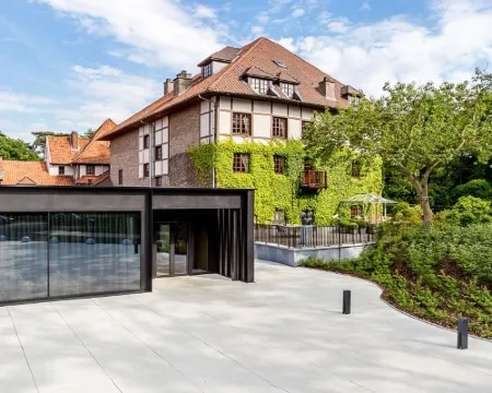 La Butte Aux Bois Hotels in Lanaken