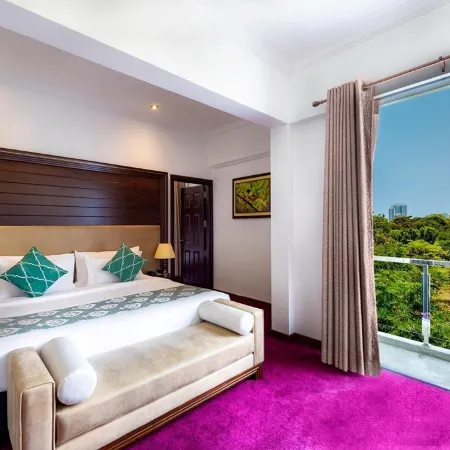 Trillium Boutique City Hotel Отели рядом с достопримечательностью «Бандаранаайк Мемориал Интернешнел Конференс Холл»