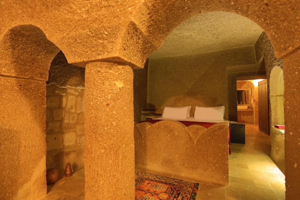 Grand Cave Suites