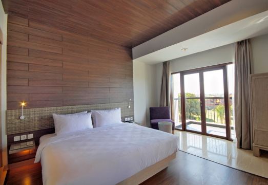 Hotel Santika Siligita Nusa Dua Over view