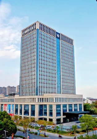Jinling International Hotel TaiXing CHINA Отели рядом с достопримечательностью «Liuwei Port»