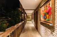 Fengxiang Oil Painting Art Light Luxury Guesthouse - 주방