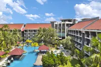 Bela Hotel Ternate - Pools
