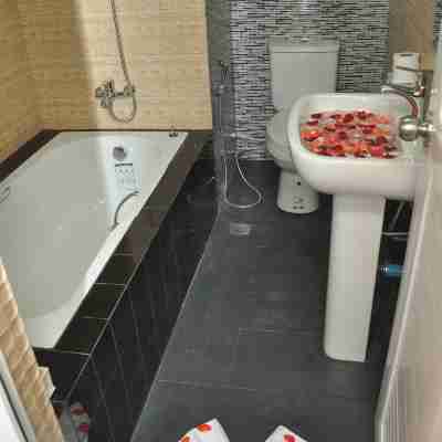 Royal Landmark Hotel Rooms