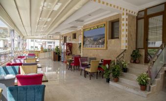 Kayı Hotel