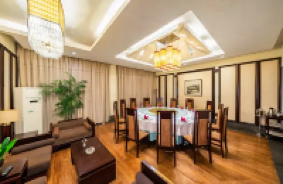 Longpan lsland resort hotel