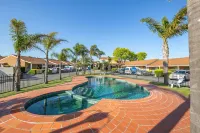 Best Western Airport Motel and Convention Centre Hotels in Attwood