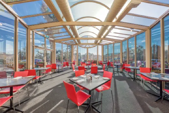 Best Western Airport Motel and Convention Centre