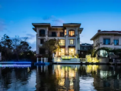Floral Hotel · 26 Du Fangyuan Hotel (Qidong Seaside Venice) Hotels near Golden Beach