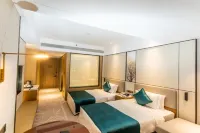 Yongchang International Hotel - parking