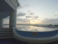 三亚洛克铂金海景酒店 - 室外游泳池