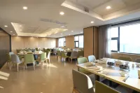 Bo Jue Holiday Inn