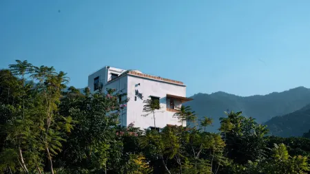 Qingxi Xiangshe Hostel Отели рядом с достопримечательностью «Jingui Village»