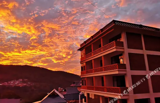 勐海敏缽雲上客棧（南糯山店）