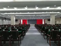 Lavande Hotel (Xiangtan Xiangxiang Hotel)