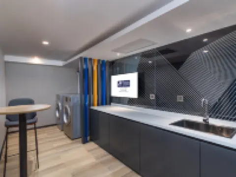 ฮอลิเดย์ อินน์ เอ็กซ์เพรส หนิงโป ซิตี้ เซ็นเตอร์ บาย IHG โรงแรมในหนิงป่อ