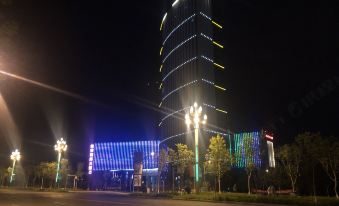 Qian'an Hotel (Karamay Dushanzi Store) - Housity