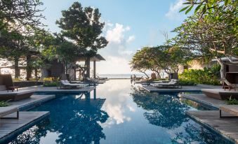 Maya Sanur Resort & Spa