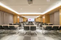 Echarm Hotel (Jinan Railway Station)