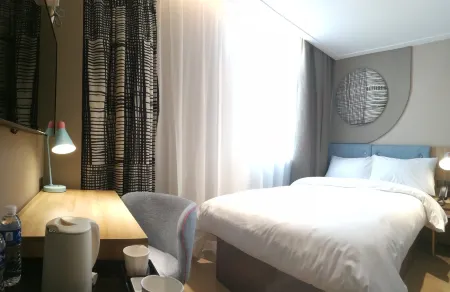 Homeinn · neo (Yingtan Kaixiang New World Center Square Jiaotong Road) Отели рядом со станцией Yingtan Railway Station