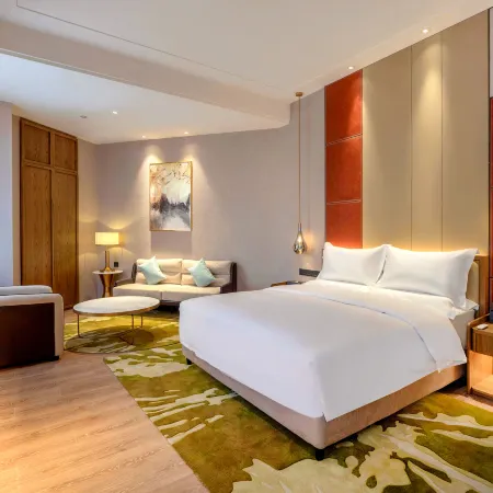 Light Luxury Hotel(Heihe Heilongjiang Riverside)