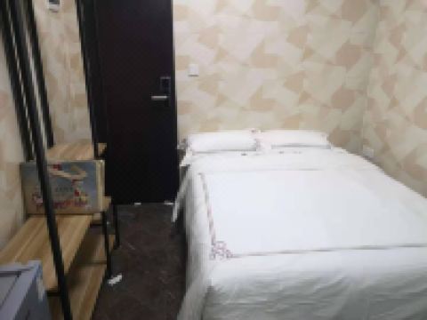 深圳黑森林公寓