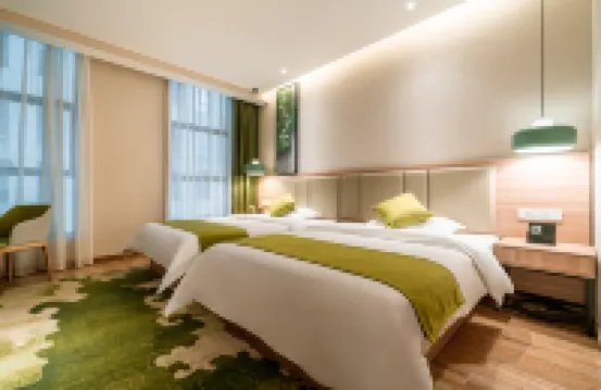 Qianyue Grand Hotel (Duyun Wanda Plaza)