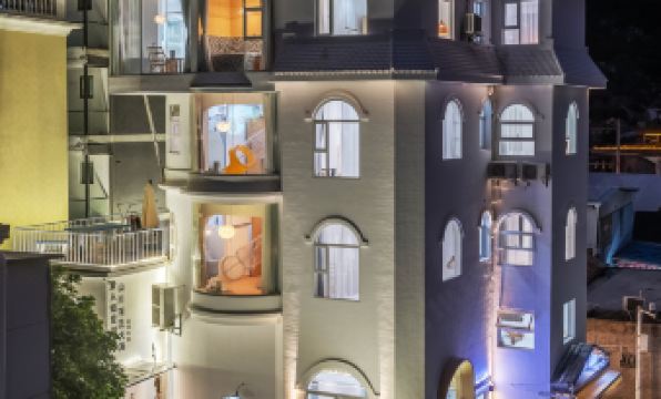 We San·Mountain River and Sea Vacation Guesthouse