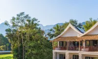 Larng YAY  Riverview Resort Hotel 티씨케이 짚라인 주변 호텔
