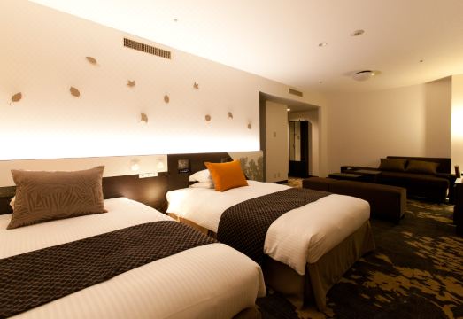 도야마 엑셀 호텔 도큐의 깔끔한 객실 사진