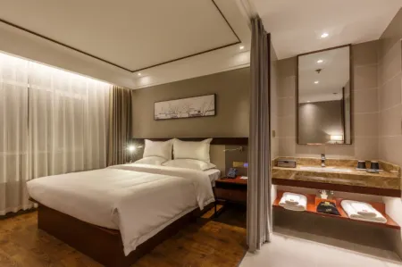 Rongxing Ruimei Boutique Hotel (Shenyang Seventh Street Metro Station) Отели рядом с достопримечательностью «Shenyang University of Chemical Technology (Northwest to Shenyang University of Chemical Technology School Hospital)»