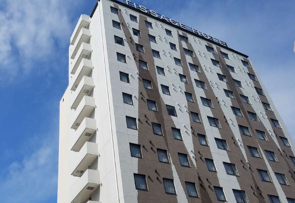 티사게 호텔 나하 바이 네스트의 깔끔한 외관